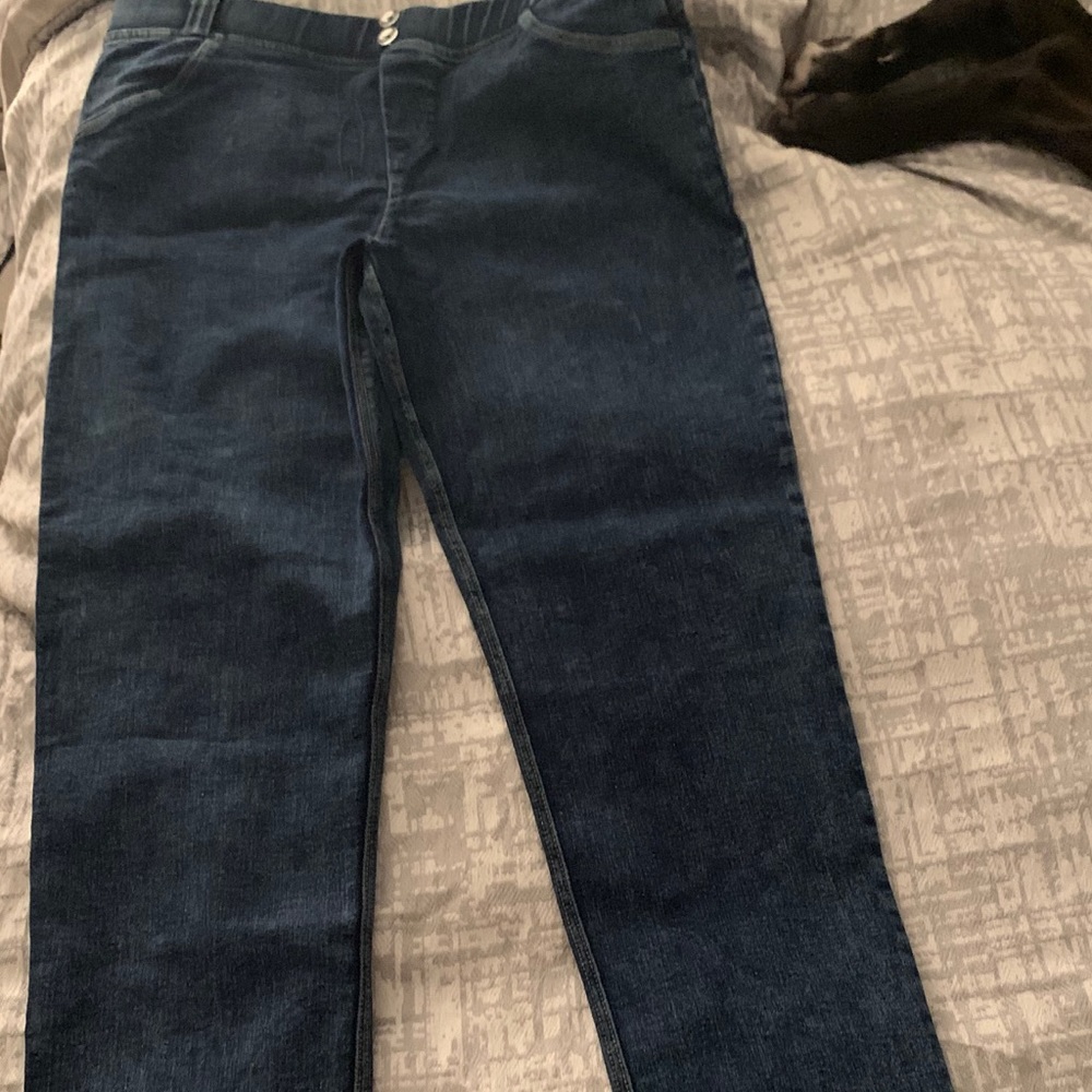 Butt activating indigo jeggings